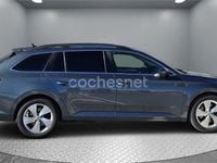 Usado Skoda Superb Active 150 CV (110 kW) 2016 Gris / plata Familiar