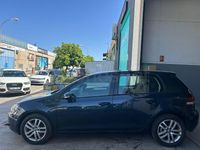Usado VW Golf VII 105 CV (77 kW) 2012 Azul Berlina