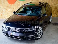 Usado VW Passat R-line 150 CV (110 kW) 2018 Negro Familiar