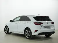 Usado Kia Ceed 120 CV (88 kW) 2021 Blanco Utilitario
