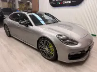 Usado Porsche Panamera Turbo S E-Hybrid Executive Executive 680 CV (500 kW) 2017 Gris / plata Utilitario