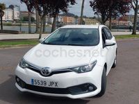Usado Toyota Auris Business Edition 90 CV (66 kW) 2016 Blanco Berlina