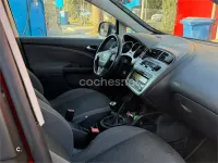 Usado Seat Altea I-Tech 105 CV (77 kW) 2015 Rojo Monovolumen