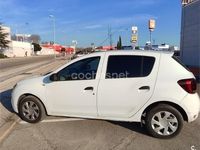 Usado Dacia Sandero Lauréate 73 HP (53 kW) 2017 Branco Sedan
