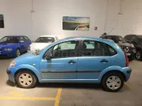 Usado Citroën C3 Exclusive 92 HP (67 kW) 2004 Azul Sedan