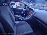 Usado Peugeot 5008 Active 120 HP (88 kW) 2015 Preto Monovolume