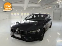 Usado Volvo V60 Core 351 CV (258 kW) 2022 Azul Familiar