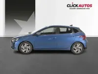 Usado Hyundai i20 101 CV (74 kW) 2025 Azul Utilitario