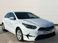 Usado Kia Ceed 136 CV (100 kW) 2023 Blanco Utilitario