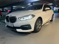 Usado BMW 118 Comfort Edition 136 CV (100 kW) 2022 Blanco Utilitario
