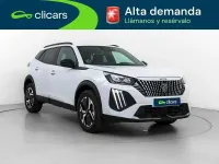 Usado Peugeot 2008 Allure 136 CV (100 kW) 2025 Blanco SUV