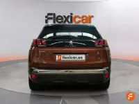 Usado Peugeot 3008 Allure 150 CV (110 kW) 2021 Naranja SUV
