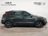 Usado Kia Niro 129 CV (94 kW) 2024 Gris / plata SUV
