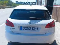 Usado Peugeot 308 Style 100 CV (73 kW) 2018 Blanco Berlina