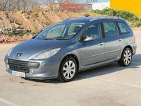 Usado Peugeot 307 110 CV (80 kW) 2006 Gris / plata Familiar
