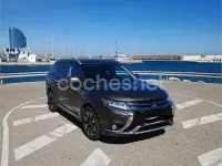 Usado Mitsubishi Outlander P-HEV 203 CV (149 kW) 2016 Marrón SUV