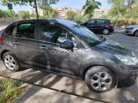 Usado Citroën C3 Feel 82 CV (60 kW) 2016 Gris / plata Berlina