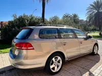 Usado VW Passat Advance 105 CV (77 kW) 2012 Gris / plata Familiar
