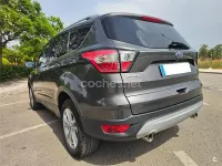 Usado Ford Kuga ST-Line 150 CV (110 kW) 2018 Gris / plata SUV