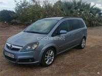 Usado Opel Zafira Enjoy 100 CV (73 kW) 2005 Gris / plata Monovolumen