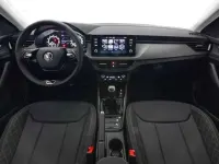 Usado Skoda Scala Ambition 110 CV (80 kW) 2023 Blanco Utilitario
