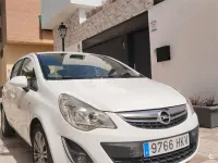 Usado Opel Corsa Selective 95 CV (69 kW) 2012 Blanco Utilitario