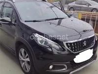 Usado Peugeot 2008 Allure 100 CV (73 kW) 2019 Negro SUV