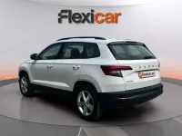 Usado Skoda Karoq Ambition 150 CV (110 kW) 2020 Blanco SUV