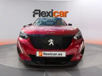 Usado Peugeot 2008 Active 101 CV (74 kW) 2023 Rojo SUV