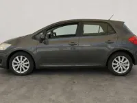 Usado Toyota Auris 90 CV (66 kW) 2008 Gris Utilitario