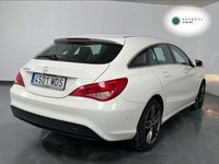 Usado Mercedes CLA200 Shooting Brake 136 CV (100 kW) 2016 Blanco Familiar