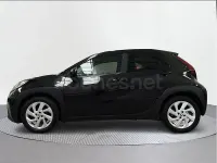 Usado Toyota Aygo X Play 72 CV (52 kW) 2024 Negro SUV