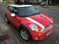 Usado Mini Cooper D 110 CV (80 kW) 2009 Rojo Utilitario