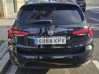 Usado Fiat Tipo Lounge 120 HP (88 kW) 2018 Preto Sedan