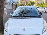 Usado Peugeot 5008 Style 130 CV (95 kW) 2016 Blanco Monovolumen