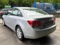 Usado Chevrolet Cruze 113 CV (83 kW) 2009 Gris / plata Berlina