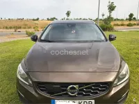 Usado Volvo V60 CC Momentum 150 CV (110 kW) 2017 Marrón Familiar