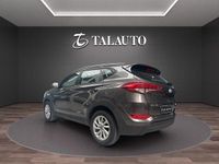 Usado Hyundai Tucson 131 HP (96 kW) 2016 Castanho SUV