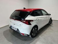 Begagnad Hyundai i20 84 HK (61 kW) 2022 Vit Halvkombi