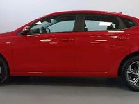 Käytetty Hyundai i30 100 HP (73 kW) 2022 Punainen