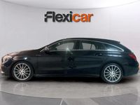 Usado Mercedes CLA200 Shooting Brake 136 CV (100 kW) 2016 Negro Familiar