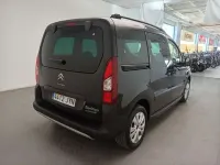 Usado Citroën Berlingo 99 CV (72 kW) 2017 Negro Monovolumen