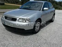 Usado Audi A3 Ambiente 125 CV (91 kW) 2000 Gris / plata Utilitario