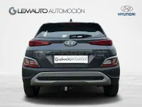Usado Hyundai Kona 120 CV (88 kW) 2022 Gris / plata SUV