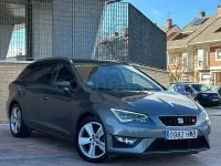 Usado Seat Leon FR 150 CV (110 kW) 2015 Gris / plata Familiar