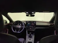 Nuevo Cupra Leon 150 CV (110 kW) 2025 Gris / plata Berlina