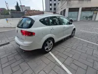 Usado Seat Altea XL Style 105 CV (77 kW) 2012 Blanco Monovolumen