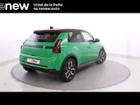 Usado Renault R5 Techno 110 kW (150 CV) 2025 Verde Utilitario