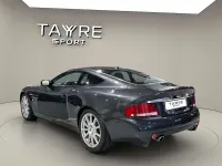 Usado Aston Martin Vanquish 528 CV (388 kW) 2005 Gris / plata Coupe