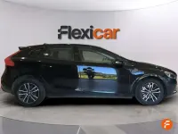 Usado Volvo V40 Inscription 150 CV (110 kW) 2017 Negro Utilitario